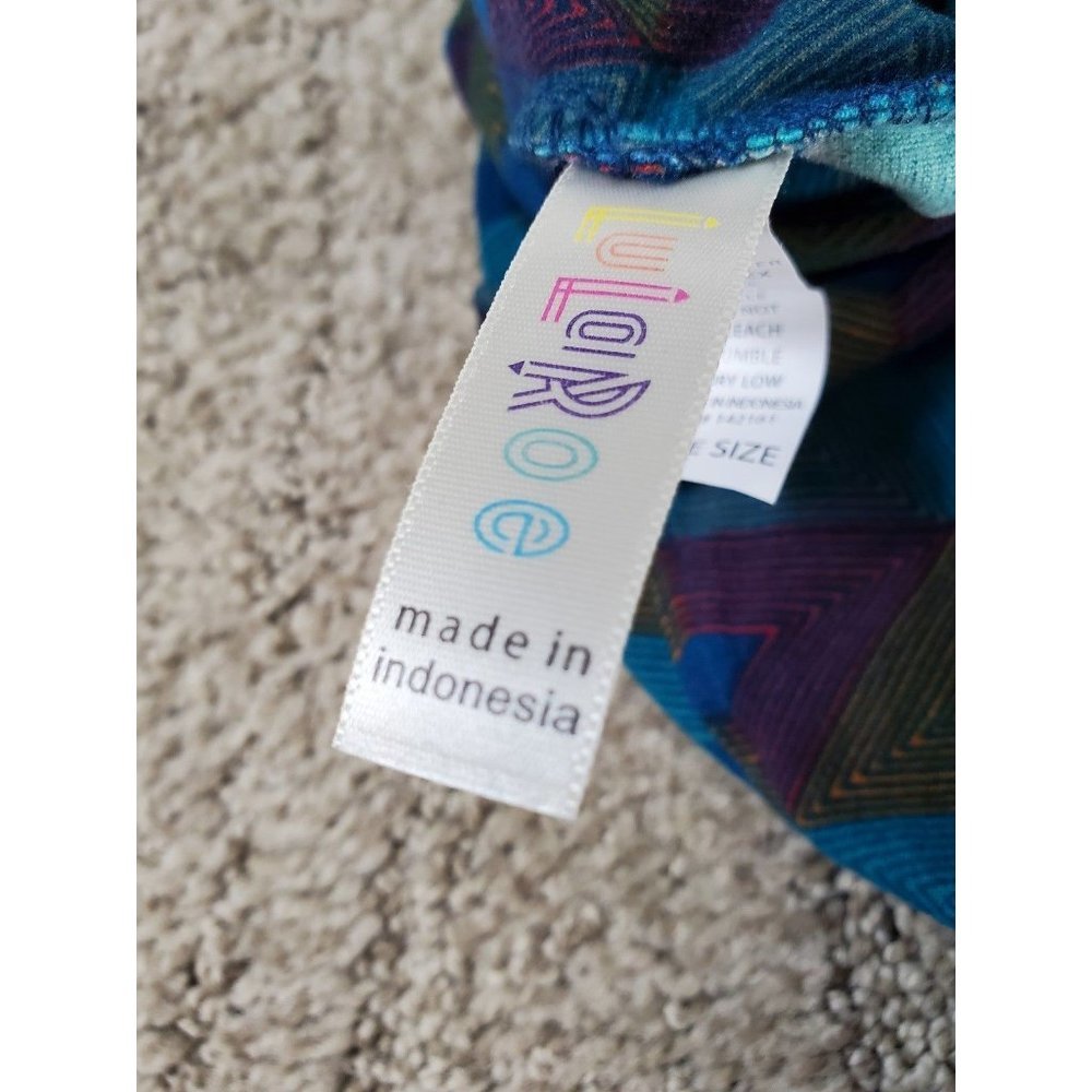 Lularoe Blue Pattern One Size Leggings - Picture 3 of 3